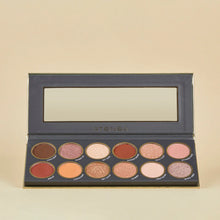 Cargar imagen en el visor de la galería, PALETA DE SOMBRAS 1ST SCENE ATENEA BEAUTY