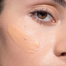 Cargar imagen en el visor de la galería, BLUR PRIMER MARIFER COSMETICS