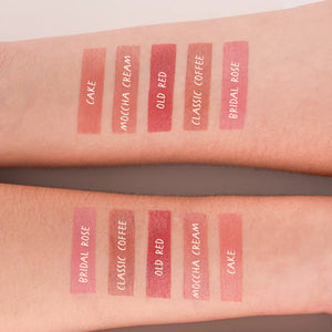 LABIAL VELVET EN BARRA  ATENEA