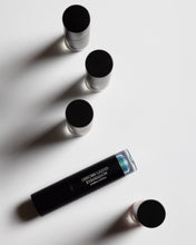 Cargar imagen en el visor de la galería, CHROME LIQUID EYESHADOW MARIFER COSMETICS