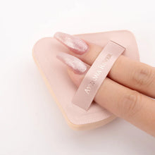 Cargar imagen en el visor de la galería, BORLA PARA MAQUILLAJE MARSHMALLOW AYVANNA REVER