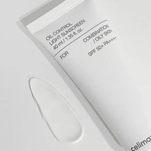 Cargar imagen en el visor de la galería, OIL CONTROL LIGHT SUNSCREEN CELIMAX