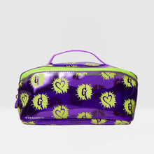 Cargar imagen en el visor de la galería, P OUCH COSMETIQUERA GOOSEBUMPS X BEAUTY CREATIONS