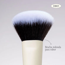 Cargar imagen en el visor de la galería, BROCHA DUO POLVO Y RUBOR DB01 ATENEA BEAUTY