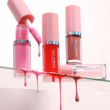 Cargar imagen en el visor de la galería, LIP GLAZE OIL PLUMPER MOIRA