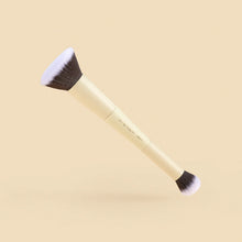 Cargar imagen en el visor de la galería, BROCHA DUO KABUKI Y CORRECTOR DB04 ATENEA BEAUTY