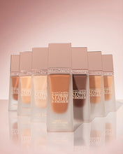 Cargar imagen en el visor de la galería, BASE FLAWLESS STAY MATTE FOUNDATION BEAUTY CREATIONS