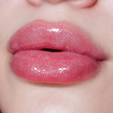Cargar imagen en el visor de la galería, LEVEL UP BRILLO DE LABIOS KARA BEAUTY