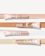 Cargar imagen en el visor de la galería, FLAWLESS LIQUID HIGHLIGHT GLOW UP WANDS BEAUTY CREATIONS