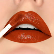 Cargar imagen en el visor de la galería, VIBE OUT LABIAL LIQUIDO KARA BEAUTY