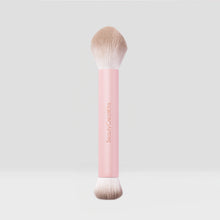 Cargar imagen en el visor de la galería, LIQUID BLUSH BROCHA DOBLE PARA RUBOR BEAUTY CREATIONS