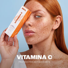 Cargar imagen en el visor de la galería, VITAMIN C SERUM ARANTZA