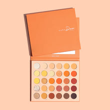 Cargar imagen en el visor de la galería, PRO24 SOLEIL BLAZE SHADOW PALETTE - KARA BEAUTY