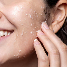 Cargar imagen en el visor de la galería, PEEL &amp; FEEL PEELING GEL EXFOLIANTE - AMOR US